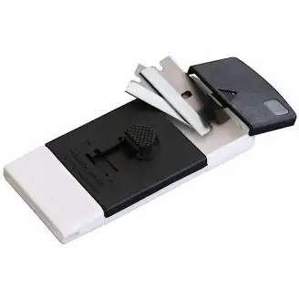 Rengøringsskraber, plast  inkl. 2 ekstra blade - Diverse